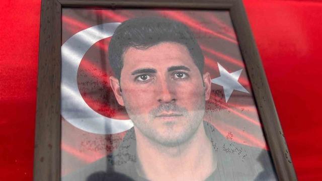 Kazada şehit düşen polis memuru için uğurlama töreni düzenlendi 4