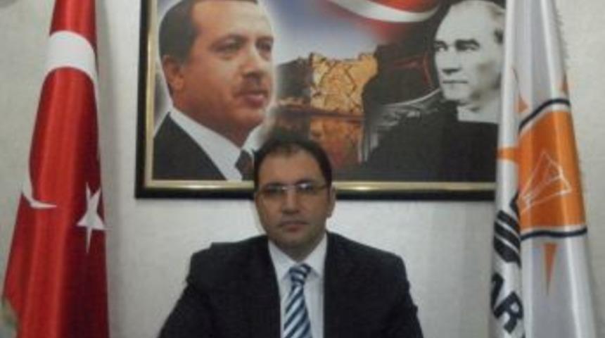 AK Parti İl Başkanı G&uuml;neştekin: Halep&ccedil;e bir insanlık su&ccedil;udur