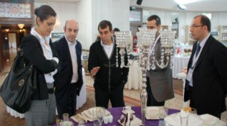 &lsquo;K&uuml;tahya Porselen'de istihdam edecek eleman bulamıyoruz&rsquo;