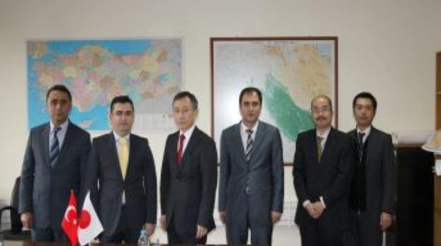 Japonya&rsquo;dan Derik&rsquo;e b&uuml;y&uuml;k hibe