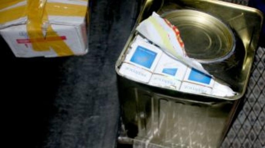 Kargo ile sigara ka&ccedil;ak&ccedil;ılığına polis engeli