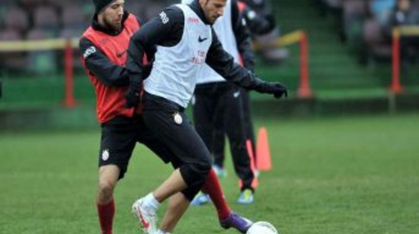 Galatasaray, Fenerbah&ccedil;e ma&ccedil;ı hazırlıklarını s&uuml;rd&uuml;rd&uuml;