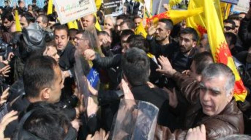 4+4+4 eyleminde arbede &ccedil;ıktı