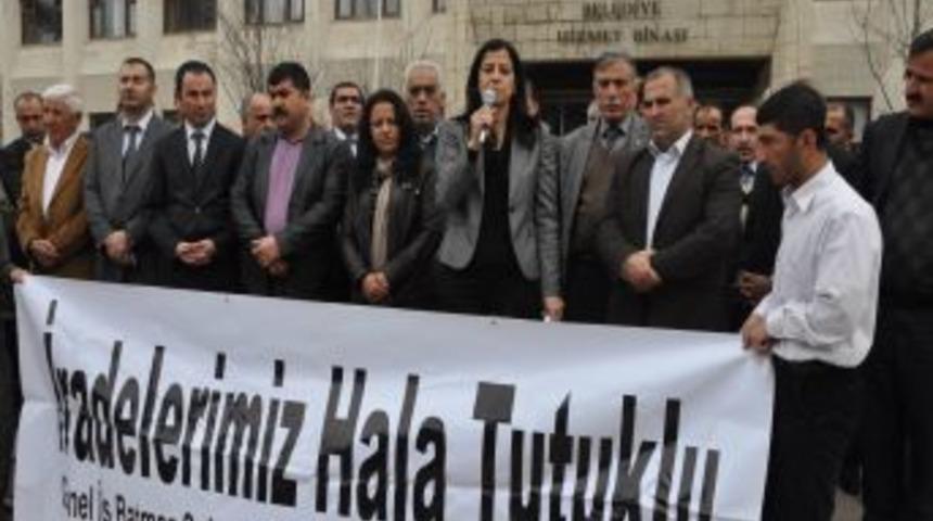 Ayla Akat Ata: Nevruz &ouml;z&uuml;ne ve ruhuna uygun kutlanacak