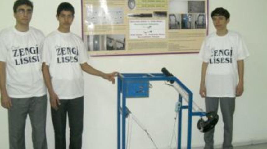 Nureddin Zengi Leman Narin Liseleri T&Uuml;BİTAK b&ouml;lge finalinde