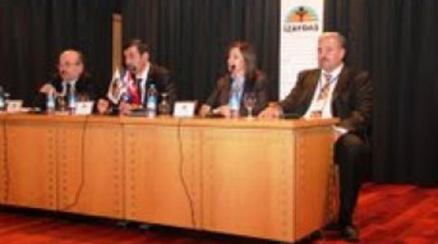 İZAYDAŞ atık &uuml;reticileriyle GOSB&rsquo;da buluştu