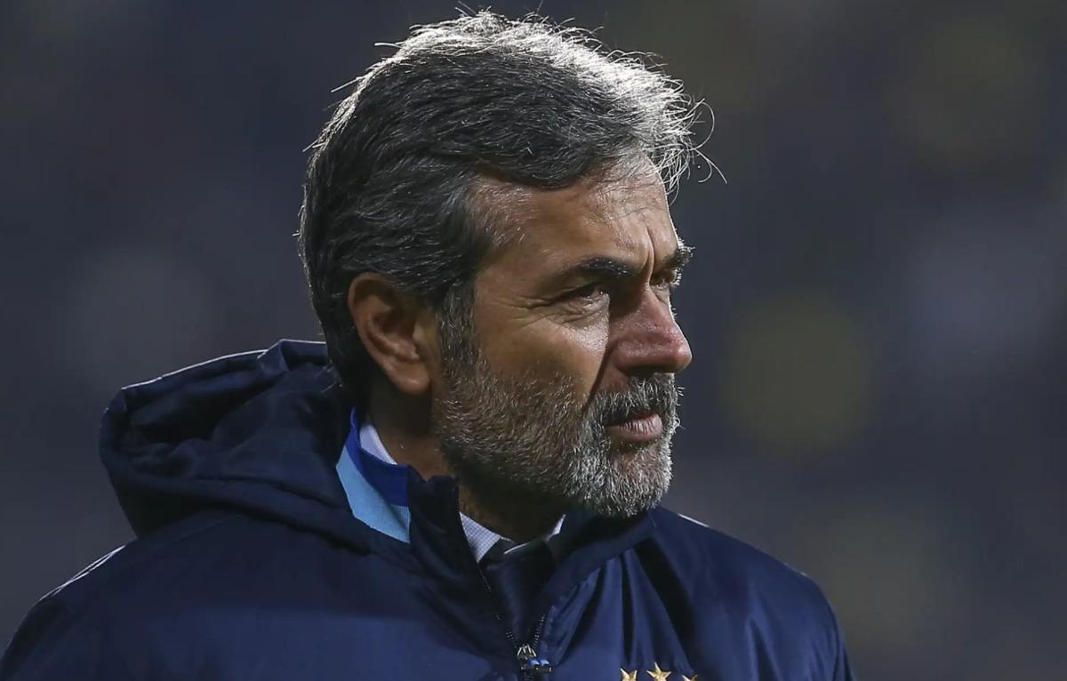 Aykut Kocaman ın Fenerbah&ccedil;e ye imzası i&ccedil;in tek şartı var! "O giderse gelirim" 2