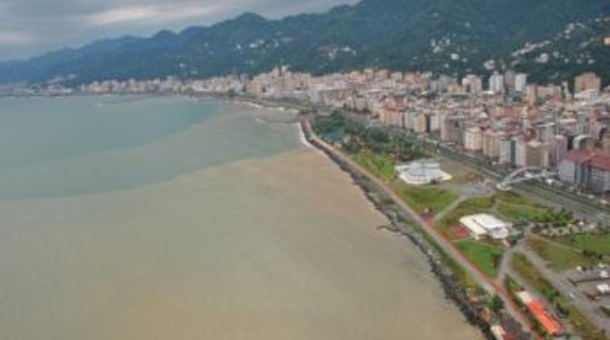 Selin vurduğu Rize, eski görünümüne kavuşuyor