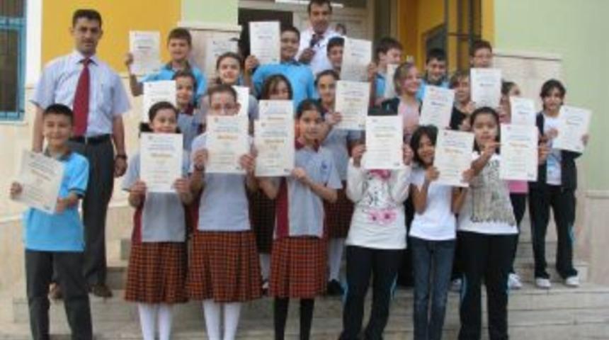 Cambridge &Uuml;niversitesi'nden Yıldız İlk&ouml;ğretim Okulu'na başarı sertifikası