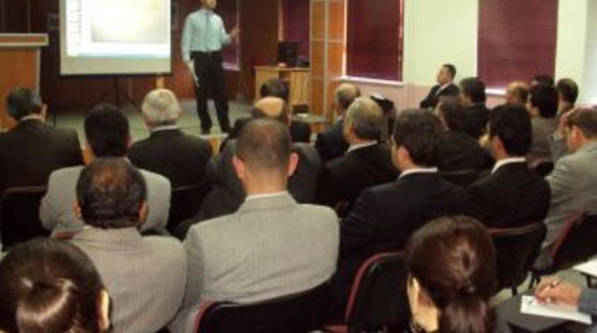 Sarıkaya&rsquo;da &ouml;ğretmenlere y&ouml;nelik eğitim semineri d&uuml;zenlendi