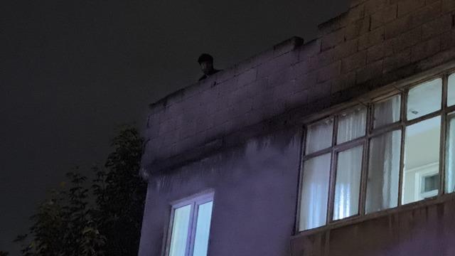 Annesini bıçakla rehin aldı, çığlıklar ortalığı inletti! Kahramanmaraş ta mahalle fena karıştı 3
