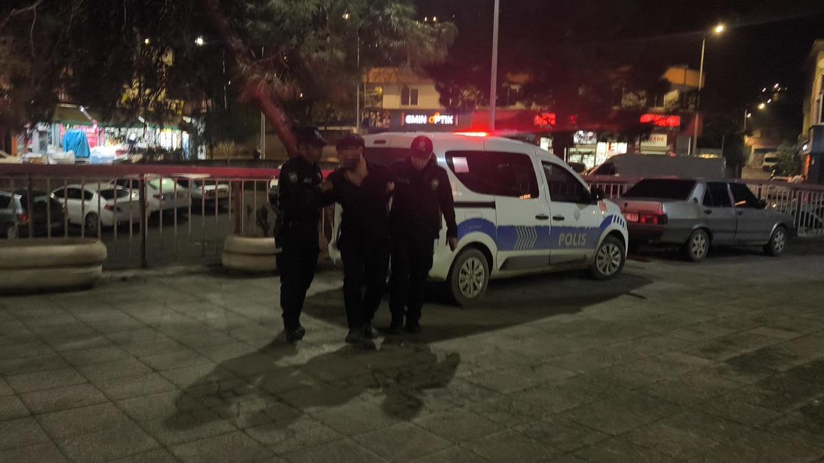 Kahramanmaraş ta hareketli dakikalar! Para vermedi diye annesini rehin aldı... Ardından intihara kalkıştı 4