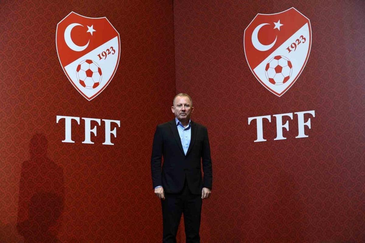 Milli Takımda Sergen Yalçın dan sürpriz! Oğuzhan Özyakup sahaya iniyor 2