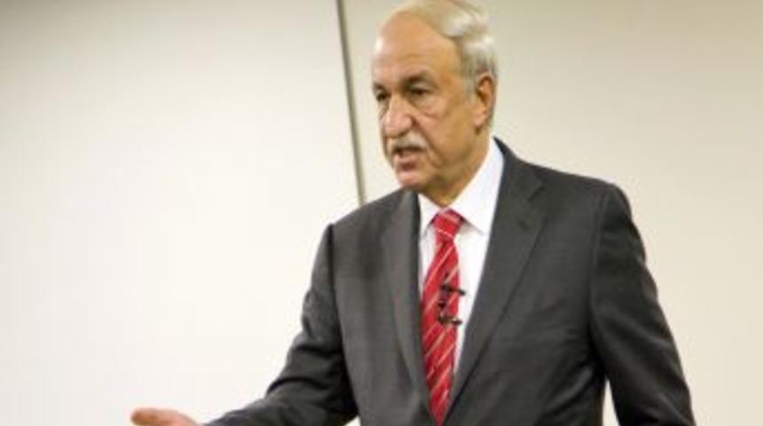 T&uuml;rk d&uuml;nyasından hukuk&ccedil;ular İstanbul'da buluştu