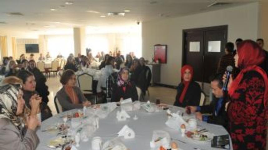 Tuzla Belediye Başkanı Dr. Yazıcı: "Yardım, g&ouml;n&uuml;l vermiş insanların işidir"