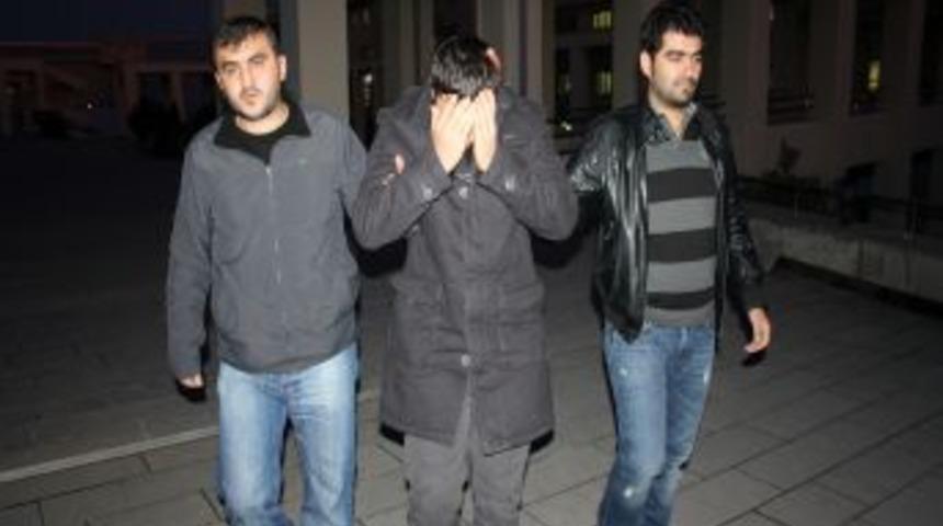 Ev sahibini yaralayan hırsız tutuklandı