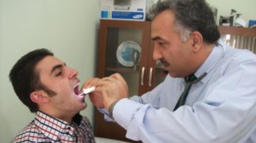 Alanya&rsquo;da kalan depremzedeler sağlık taramasından ge&ccedil;irildi