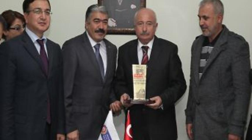 Vali Y&uuml;ksel, Polatlı'da incelemelerde bulundu