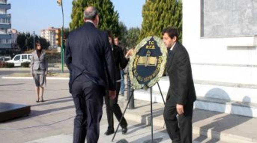 &Ouml;ğretmenler G&uuml;n&uuml; Edremit&rsquo;te &ccedil;eşitli etkinliklerle kutlandı