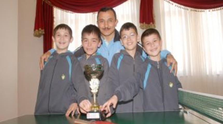 Toros Koleji, masa tenisinde Antalya&rsquo;yı temsil edecek