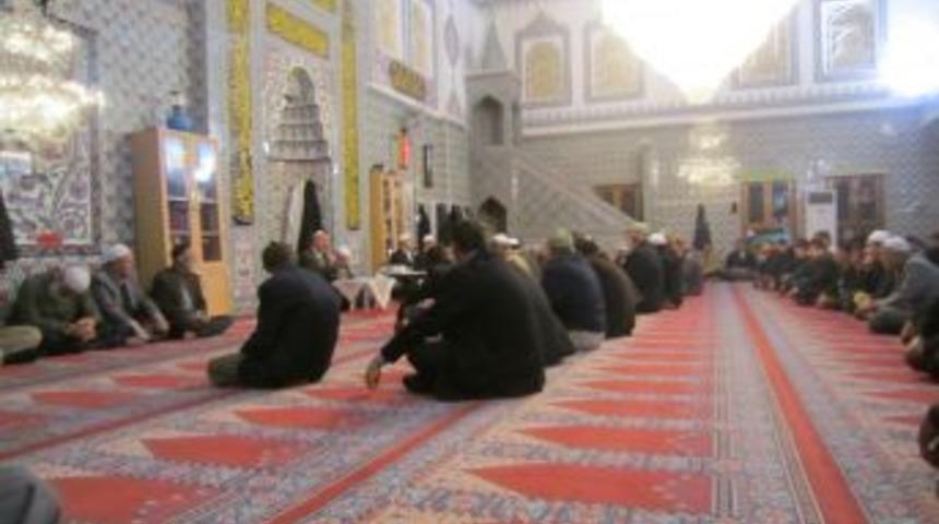 Eğitim-Bir Senden, vefat eden &ouml;ğretmenler i&ccedil;in mevlid okuttu