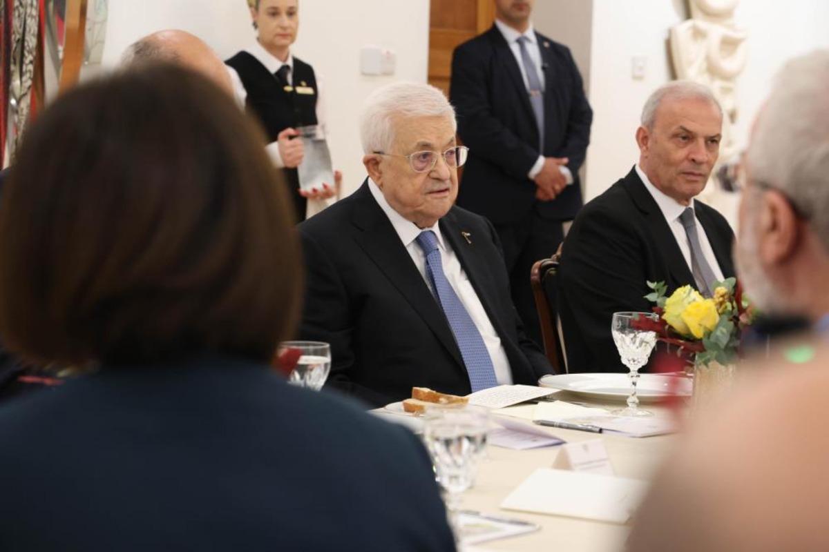 Filistin Devlet Başkanı Abbas: "Yeni bir İsrail hükümetinin kurulmasının ardından diyaloğa başlayabileceğimizi umuyoruz" 1