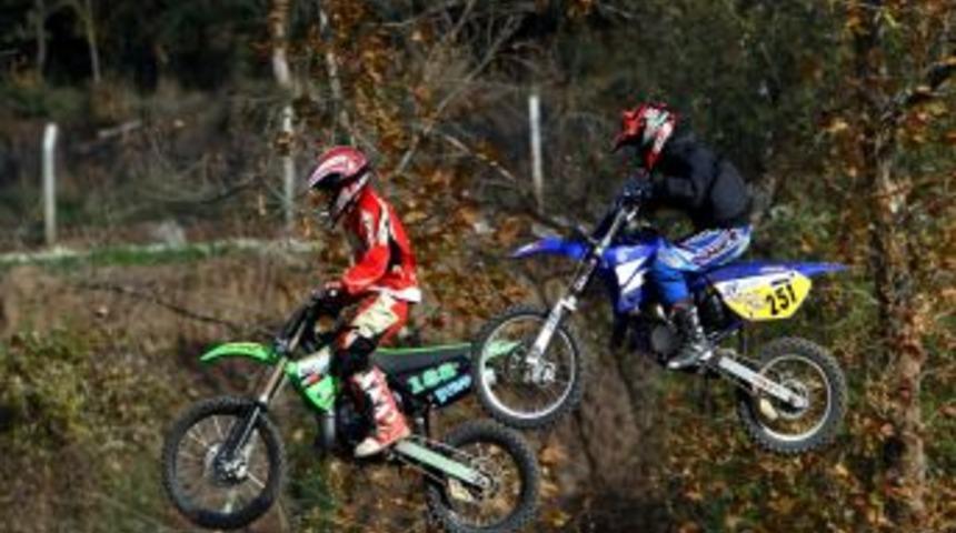 T&uuml;rkiye Motokros Şampiyonası'nda heyecan tavan yaptı