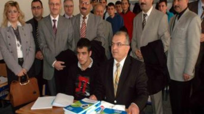 İhtiya&ccedil; sahibi &ouml;ğrencilere fırsat verdiler