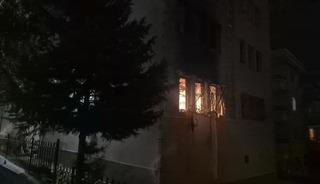 Ankara'da bir dairenin doğal gazı patladı