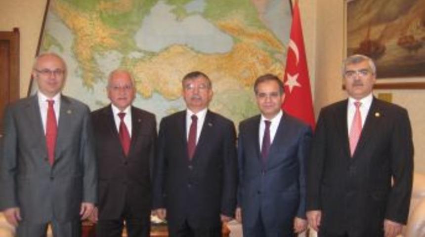 Burdur heyetinden Milli Savunma Bakanı Yılmaz'a bedelli ziyareti