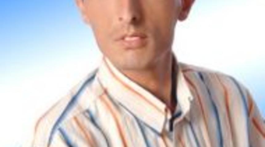 Kullandığı trakt&ouml;r&uuml;n altında kaldı