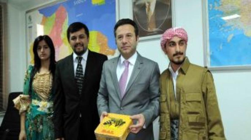 Hakkarili &ouml;ğrenciler, Hakkari-Samsun arasında g&ouml;n&uuml;l k&ouml;pr&uuml;s&uuml; kurdu