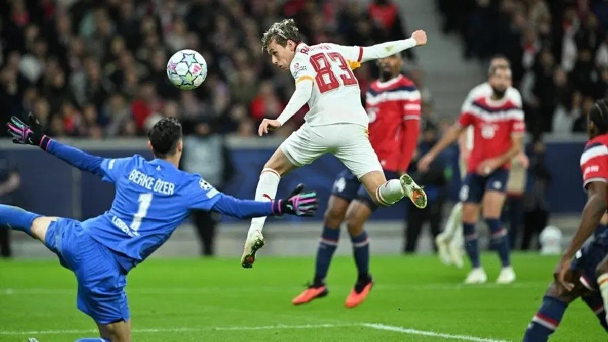 Şampiyonlar Ligi nde Stuttgart a Galatasaray maçı öncesi çifte şok! 4