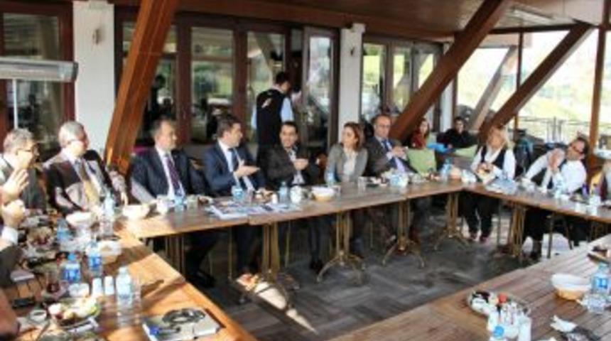 Basın Danışmanları İsmail K&uuml;&ccedil;&uuml;kkaya'yı ağırladı