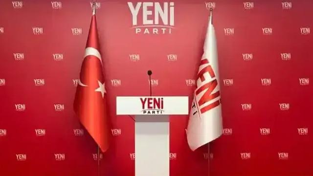 Görevden uzaklaştırılan eski Esenyurt Belediye Başkanı Ahmet Özer Yeni Parti'ye katıldı