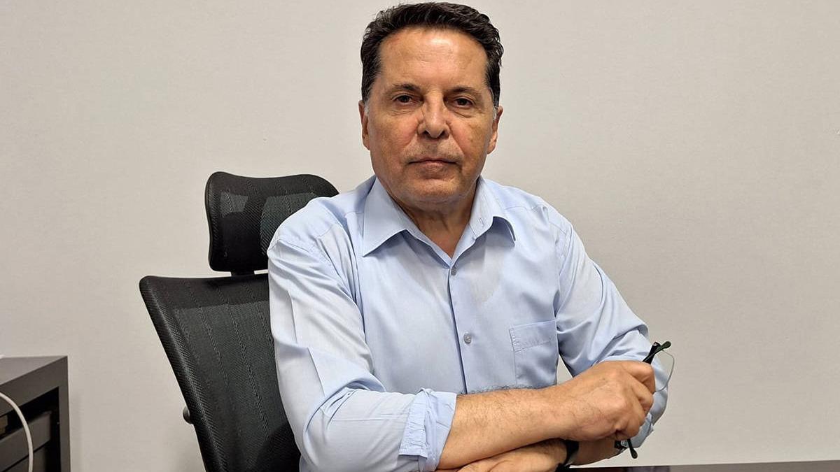 Görevden uzaklaştırılan eski Esenyurt Belediye Başkanı Ahmet Özer Yeni Parti ye katıldı 2