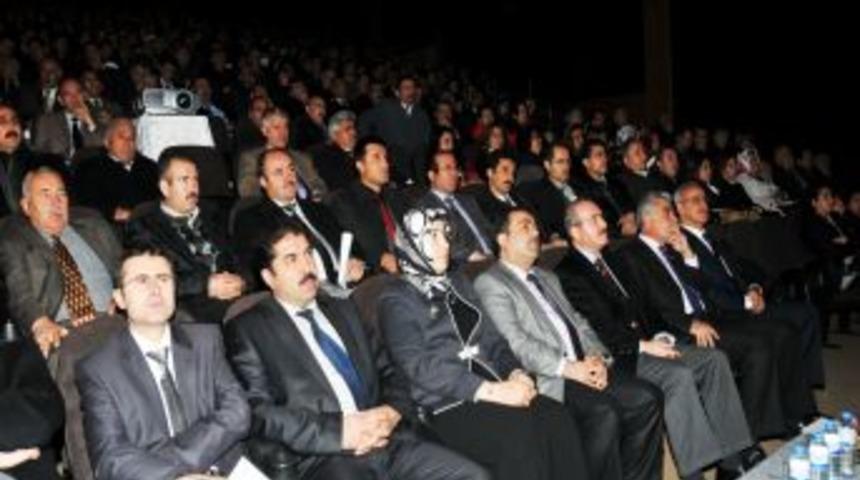 1. ve 2. sınıf &ouml;ğretmenlerine ağız diş sağlığı eğitimi verildi