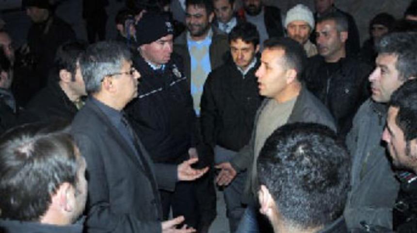 İş&ccedil;ilerinin &ccedil;iş kavgası kenti karıştırdı