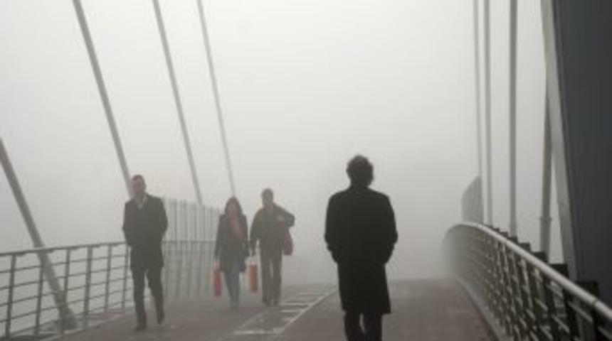 Kocaeli'nde yoğun sis trafiği yavaşlattı