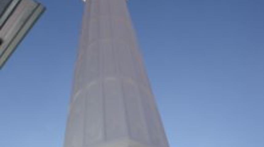 Köy camisine yaptırılan minare törenle açıldı