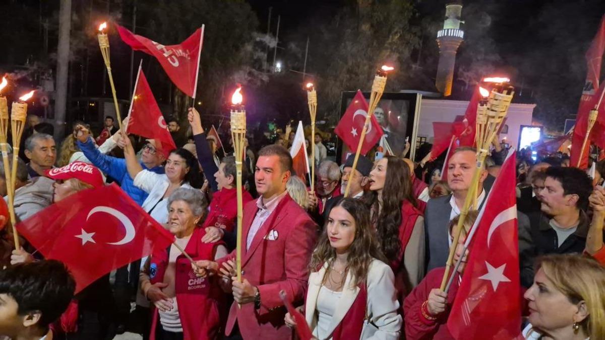 Bodrum da binlerce kişi bayramı kutladı 3