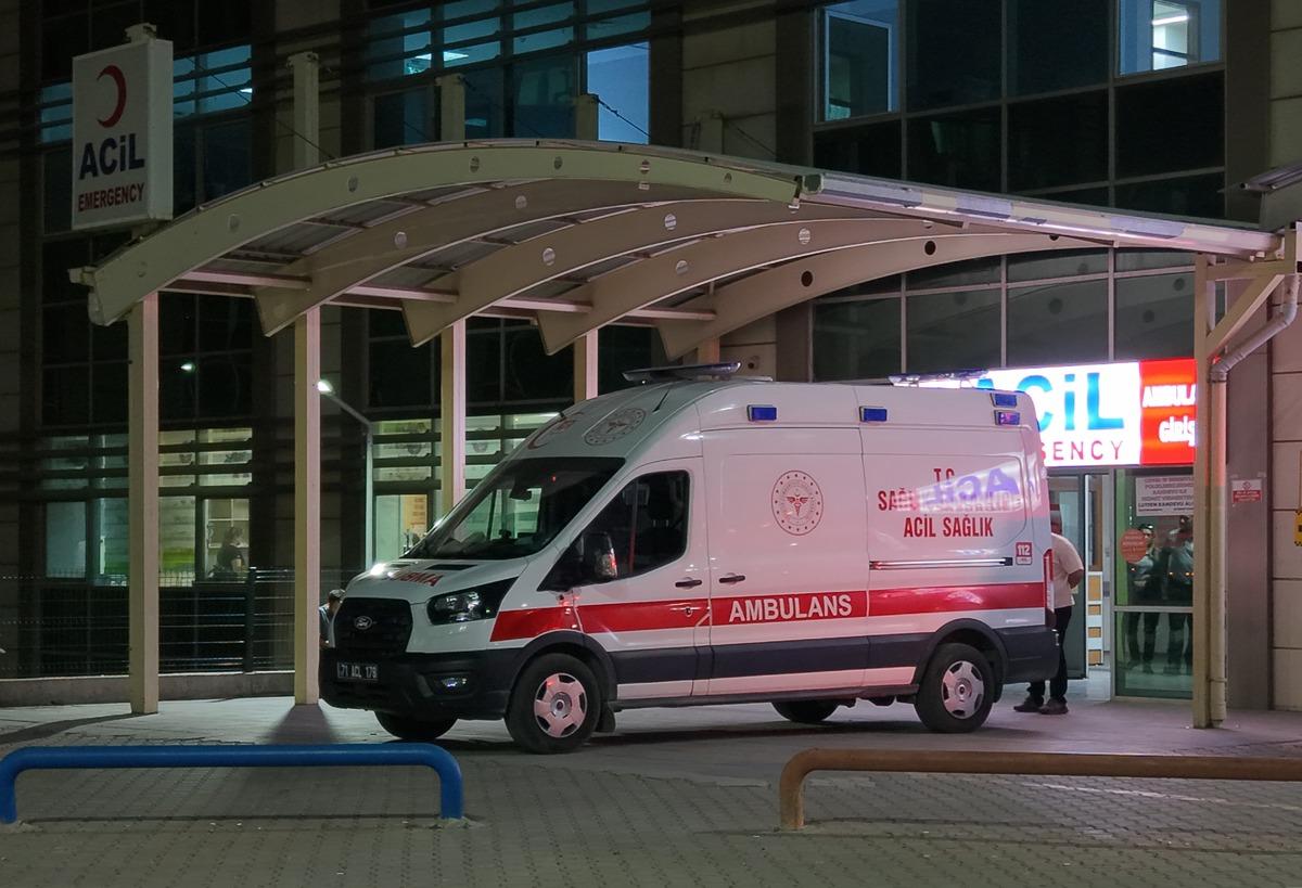 Yemek sofrasında evlat dehşeti: Babasını bıçaklayarak öldürdü 1