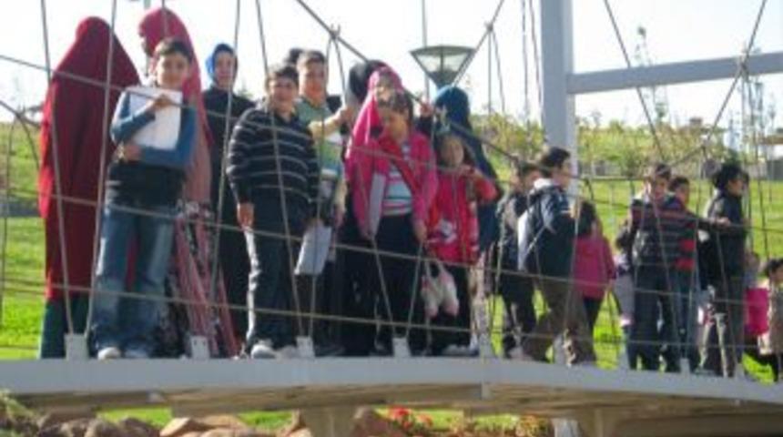 Teleferikte ders yaptılar