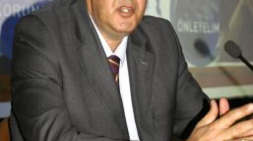 Prof. Dr. Halis Akalın: AIDS &uuml;lkemizde hızla yayılıyor, &ouml;nlem şart