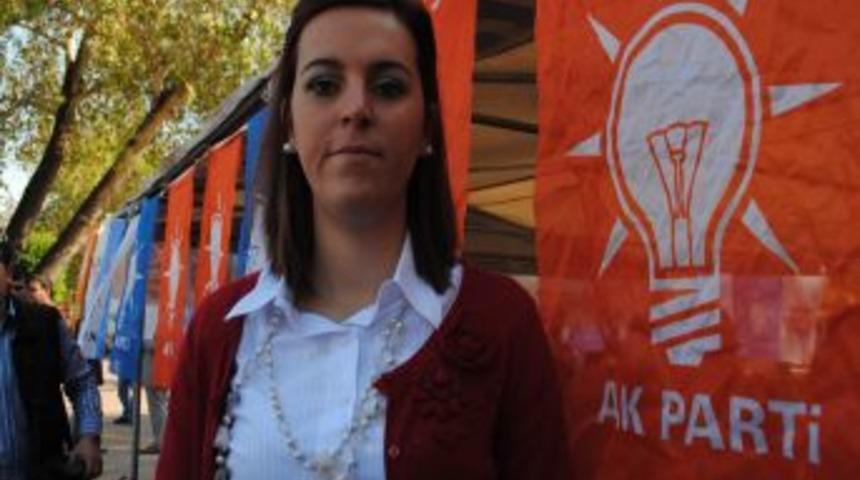 &Uuml;nal: Toplumu ve siyaseti şekillendirmede en &ouml;nemli g&uuml;&ccedil; kadın