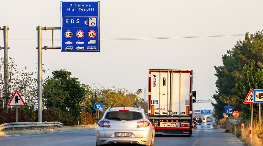 Radarı g&ouml;r&uuml;nce frene basmak artık yetmeyecek! Trafikte yeni d&ouml;nem