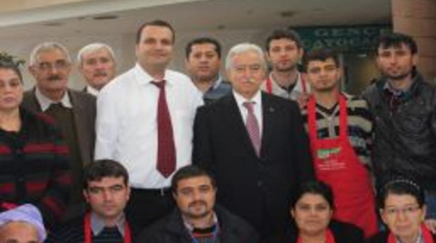 İşitme engelliler &uuml;&ccedil; boyutlu eğitim &uuml;ss&uuml;ne kavuştu