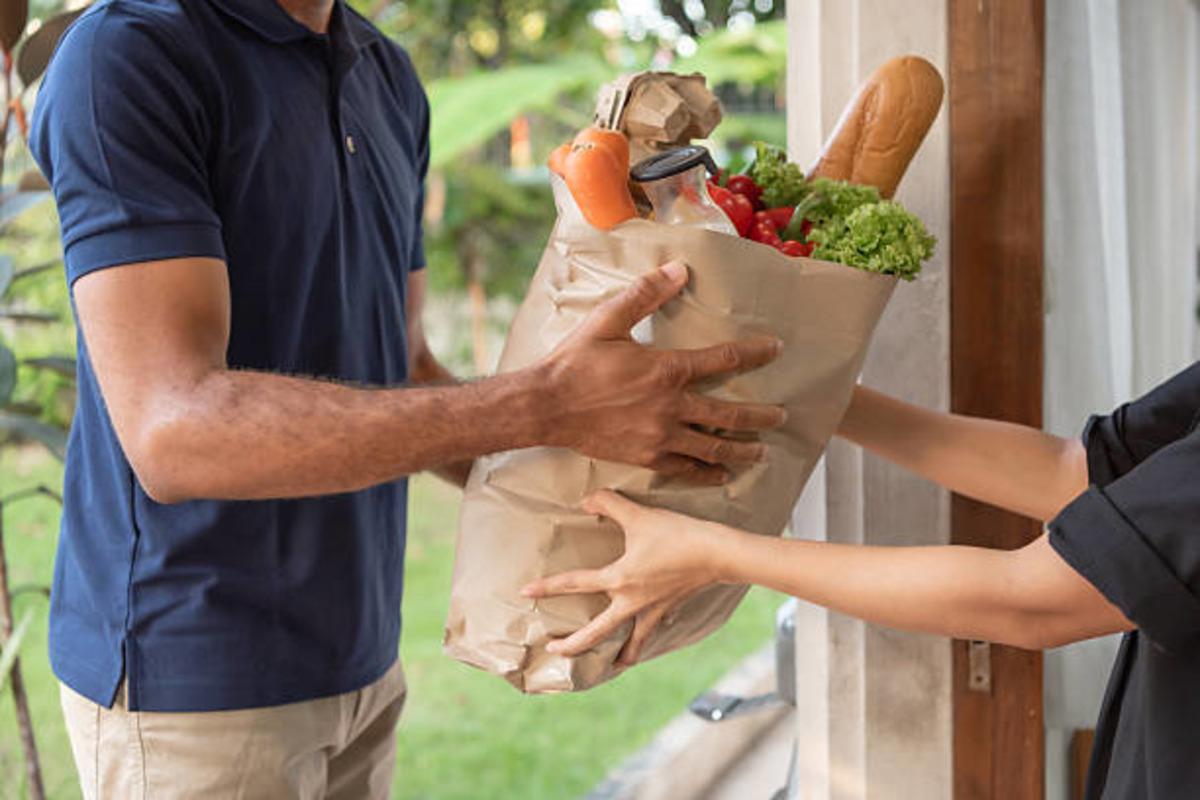 DoorDash ten 17 milyar dolarlık dev hamle! Instacart ı satın alıyor 1