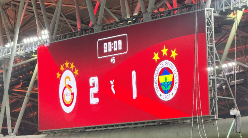 Galatasaray'a Fenerbah&ccedil;e logosundan ceza! Resmen a&ccedil;ıklandı