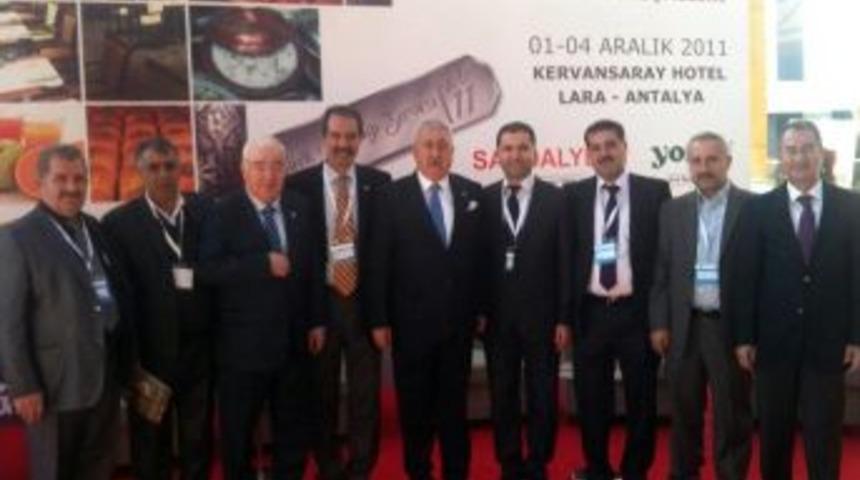 Adanalı tatlıcılar T&uuml;rk mutfağı zirvesine katıldı